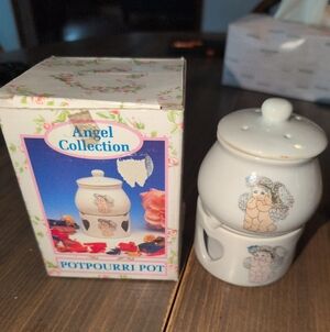 Angel Collection vintage ceramic potpourri pot